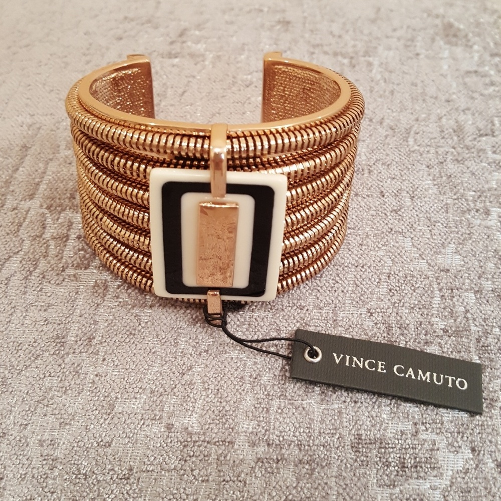 🔮NWT Vince Camuto Rose Gold Bracelet
